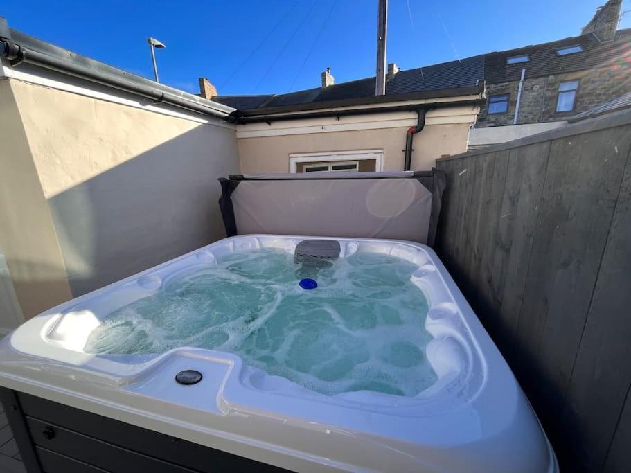 Amazing Sea Views And Hot Tub Βίλα Amble Εξωτερικό φωτογραφία
